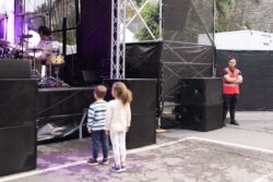 the crowd is under control